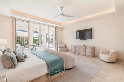 Luxury Villa Photo #67