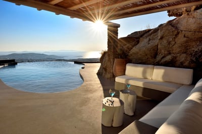Luxury Villa Photo #10