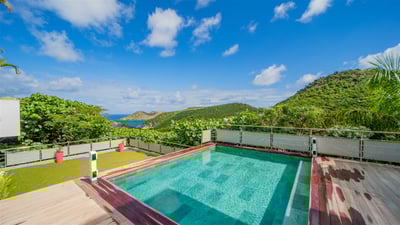Luxury Villa Photo #26