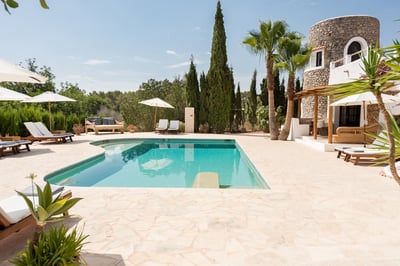Luxury Villa Photo #5