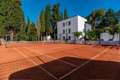 Luxury Villa Photo #12