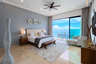 Luxury Villa Photo #45