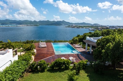 Luxury Villa Photo #12