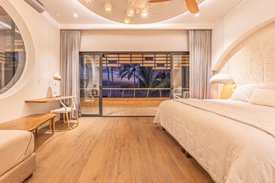 Luxury Villa Photo #34