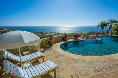 Luxury Villa Photo #13