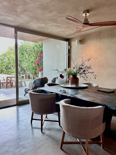 Luxury Villa Photo #6