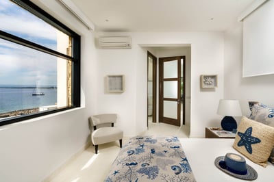 Luxury Villa Photo #49