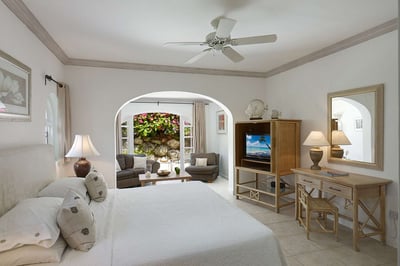 Luxury Villa Photo #8