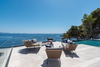 Luxury Villa Photo #15