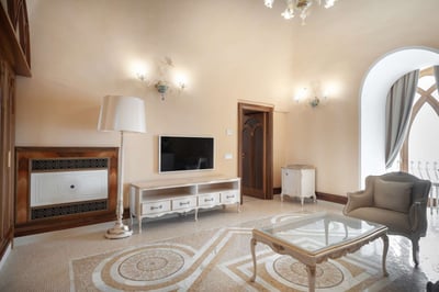 Luxury Villa Photo #34