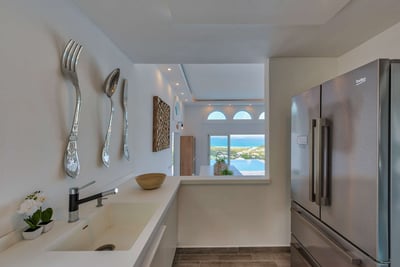 Luxury Villa Photo #5