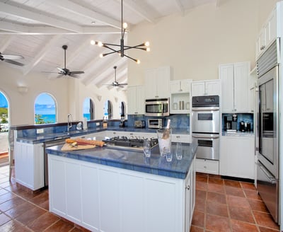 Luxury Villa Photo #14