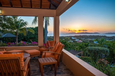 Luxury Villa Photo #13