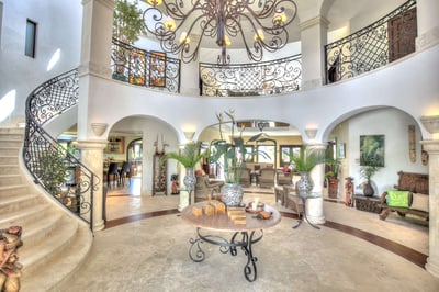 Luxury Villa Photo #21