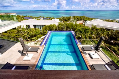 Luxury Villa Photo #6
