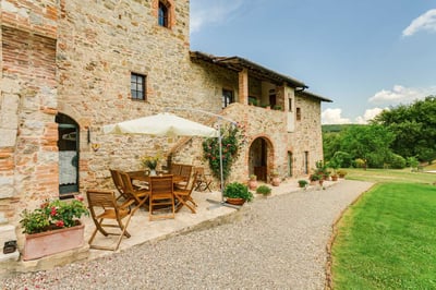 Luxury Villa Photo #4