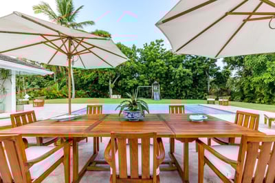 Luxury Villa Photo #6