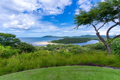 Luxury Villa Photo #12