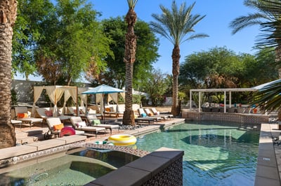 Luxury Villa Photo #23
