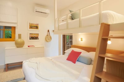 Luxury Villa Photo #10