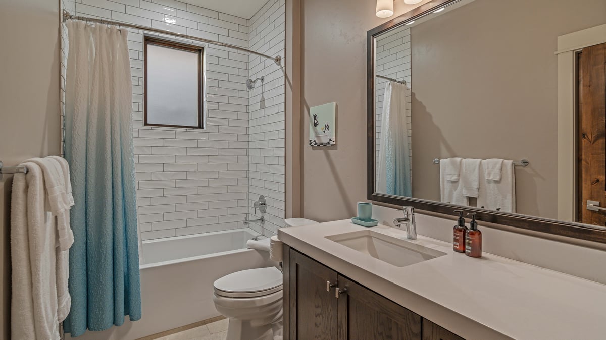 On the Corner at The Shores