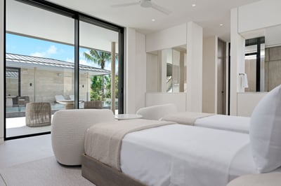 Luxury Villa Photo #33
