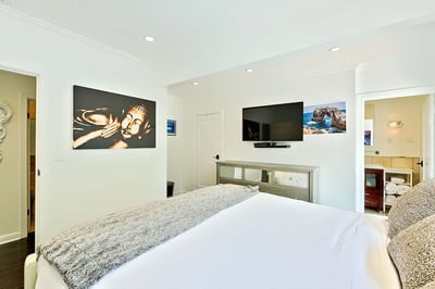 Luxury Villa Photo #30