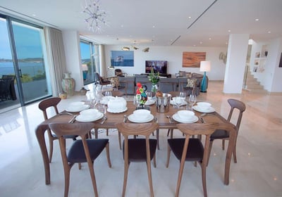 Luxury Villa Photo #12