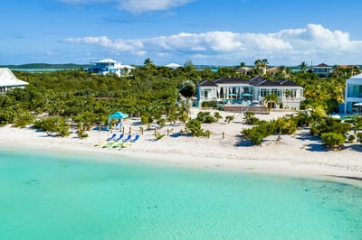 Luxury Villa Photo #4