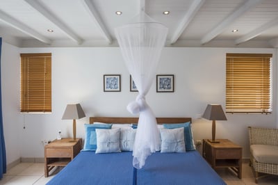 Luxury Villa Photo #22