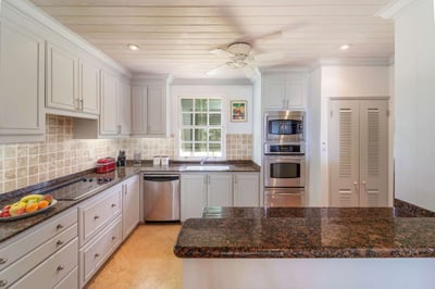 Luxury Villa Photo #11