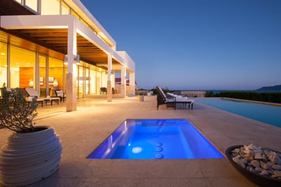 Luxury Villa Photo #12