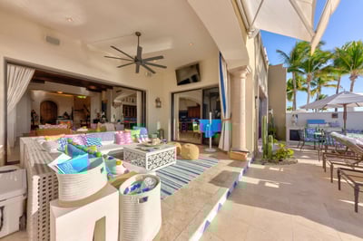 Luxury Villa Photo #12