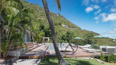 Luxury Villa Photo #16