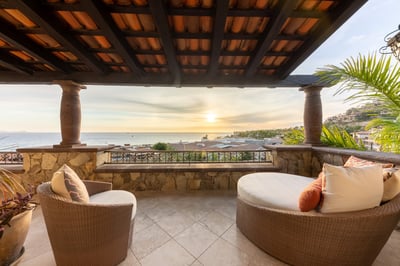 Luxury Villa Photo #46