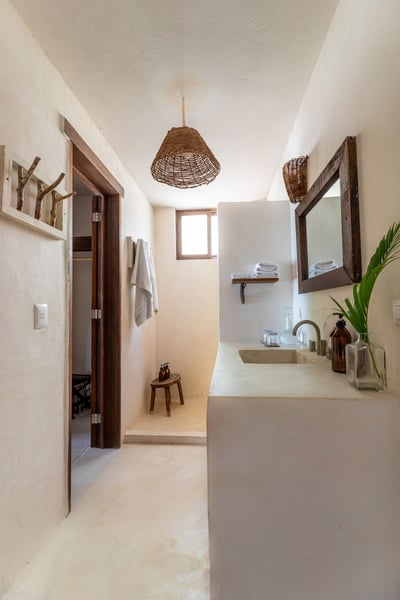Luxury Villa Photo #17