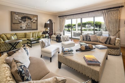 Luxury Villa Photo #11