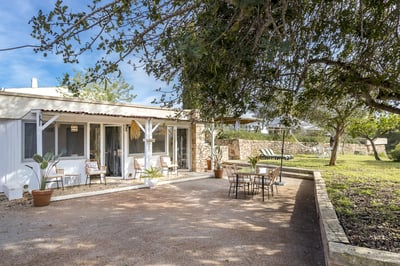 Luxury Villa Photo #15