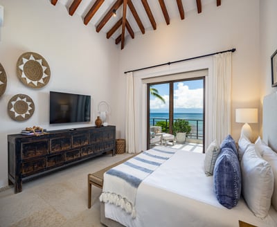 Luxury Villa Photo #37