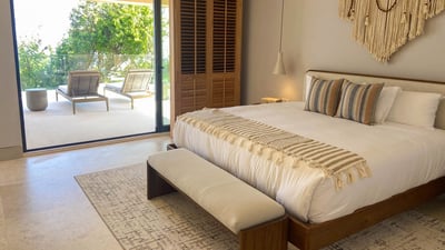 Luxury Villa Photo #17