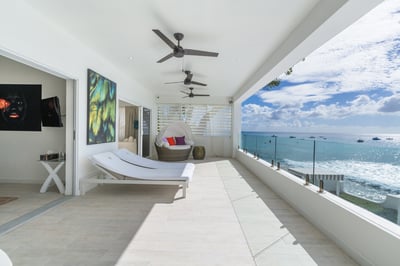Luxury Villa Photo #31