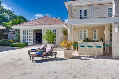 Luxury Villa Photo #22