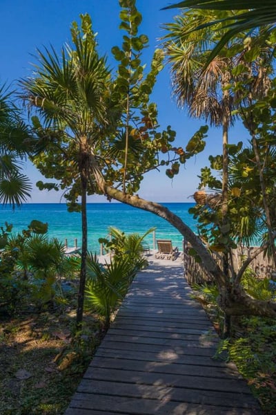 Luxury Villa Photo #12