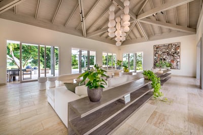 Luxury Villa Photo #17