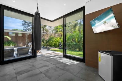 Luxury Villa Photo #7