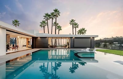Luxury Villa Photo #9
