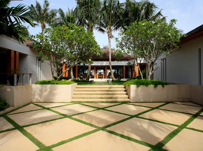 Luxury Villa Photo #31