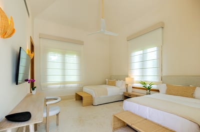 Luxury Villa Photo #46