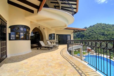 Luxury Villa Photo #5