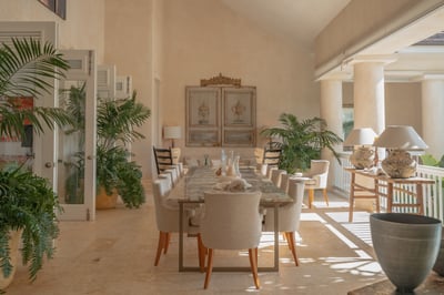 Luxury Villa Photo #27